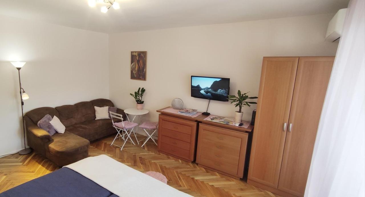 Fuerdo Apartman Makó Esterno foto