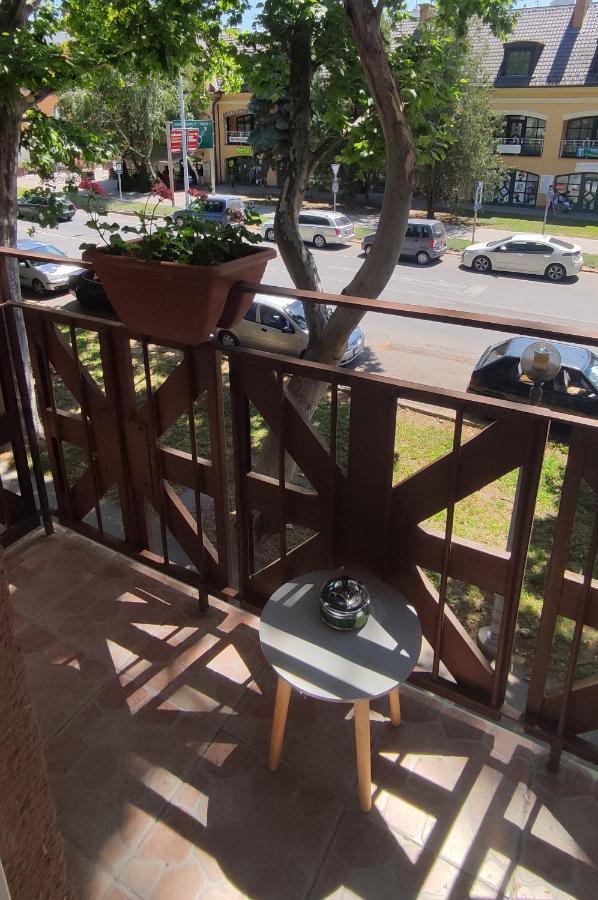 Fuerdo Apartman Makó Esterno foto