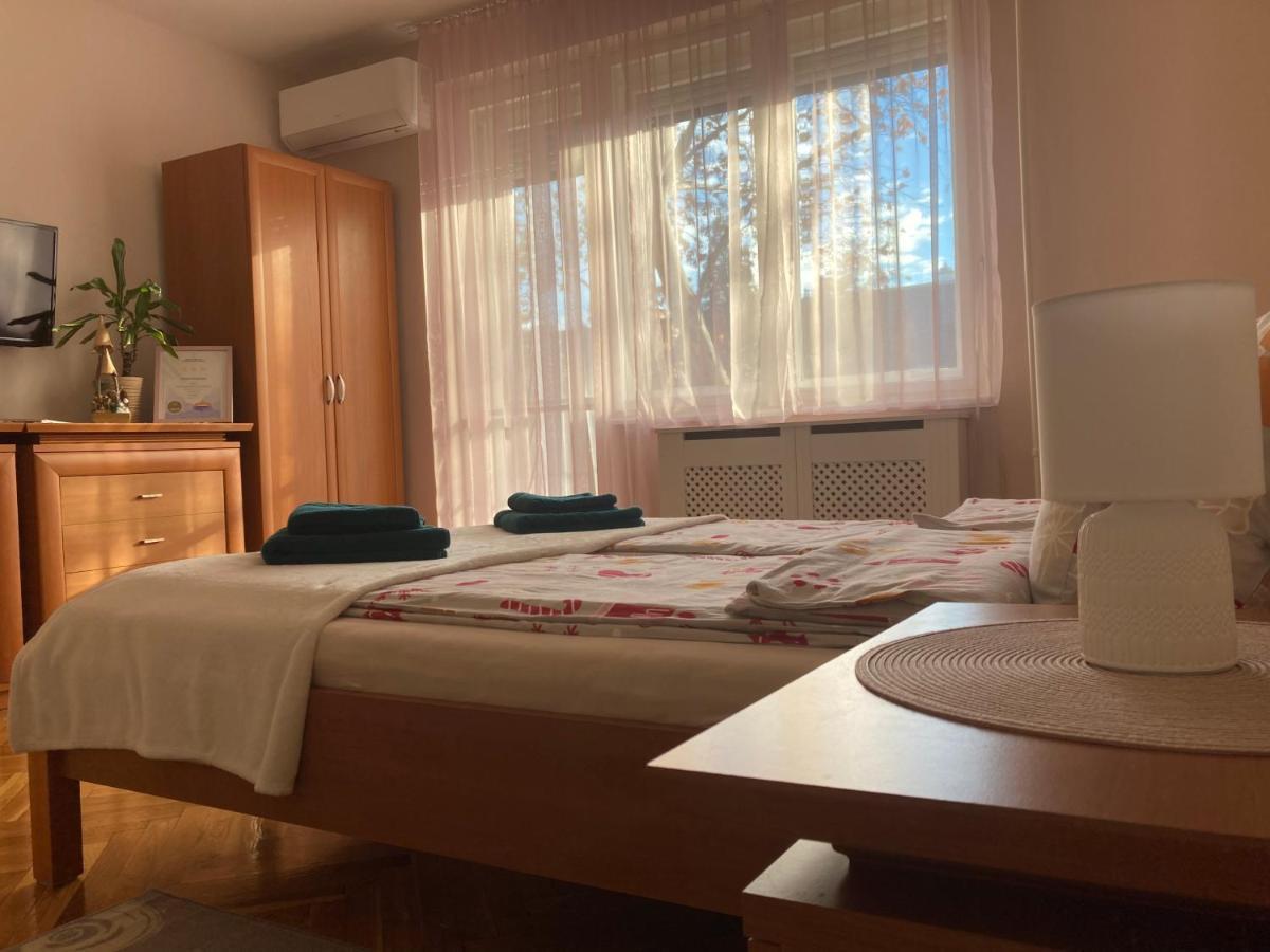 Fuerdo Apartman Makó Esterno foto