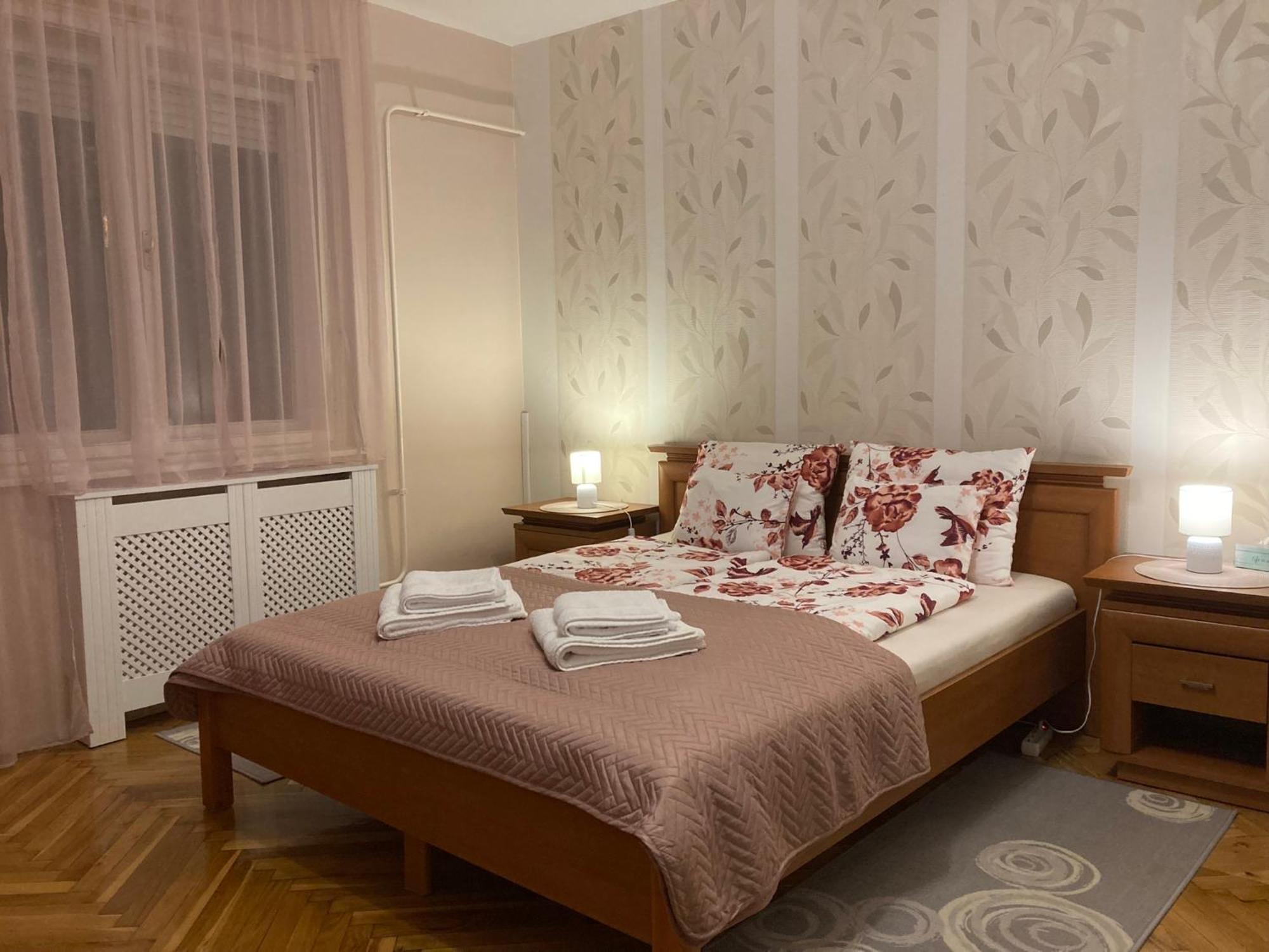 Fuerdo Apartman Makó Esterno foto